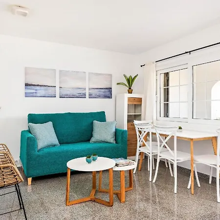 Ferienwohnung Fuer 4 Personen Ca 66 Qm In San Jaime Mediterraneo, Menorca Suedkueste Von Menorca - B45226 Appartement *